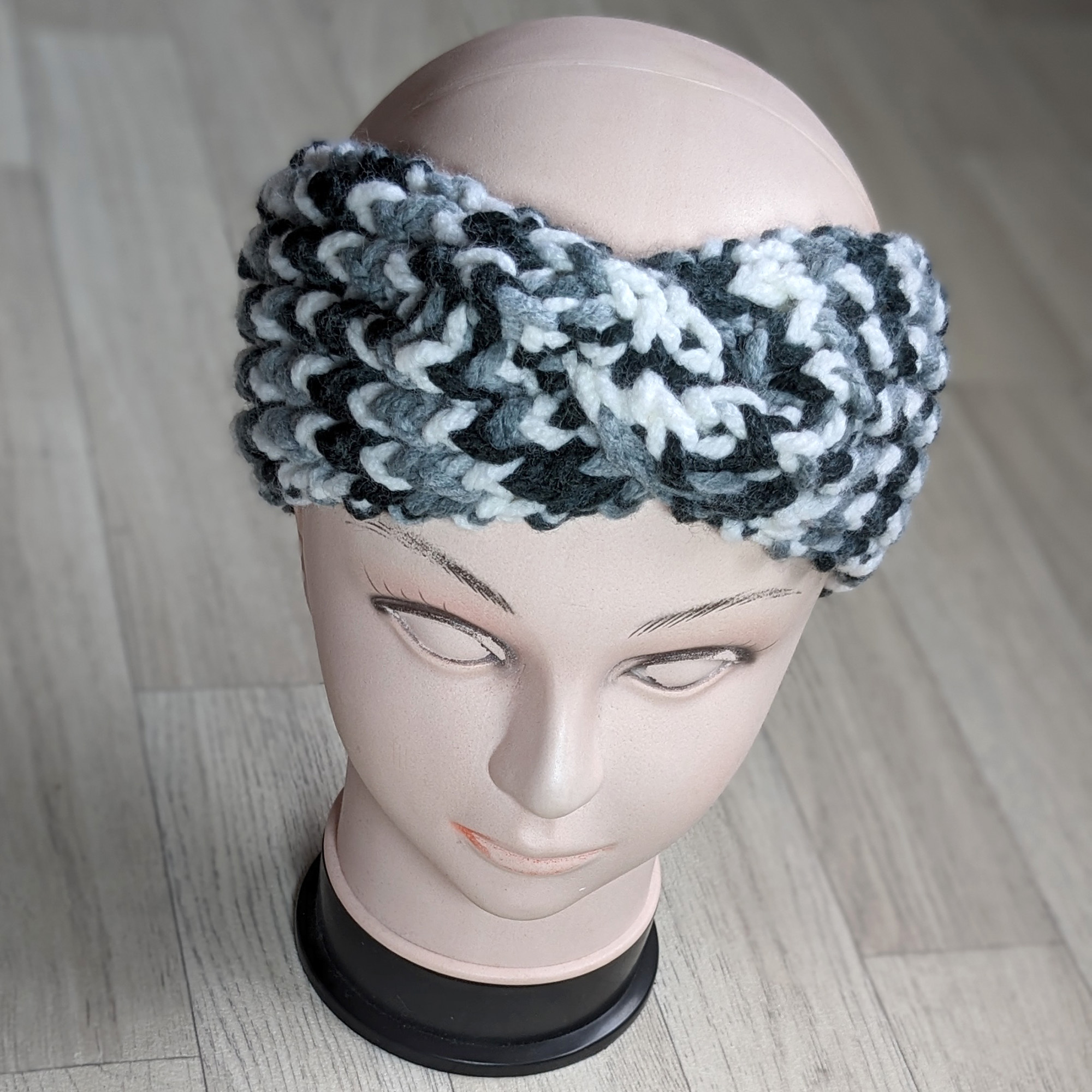 Monochrome Headband - Image 2